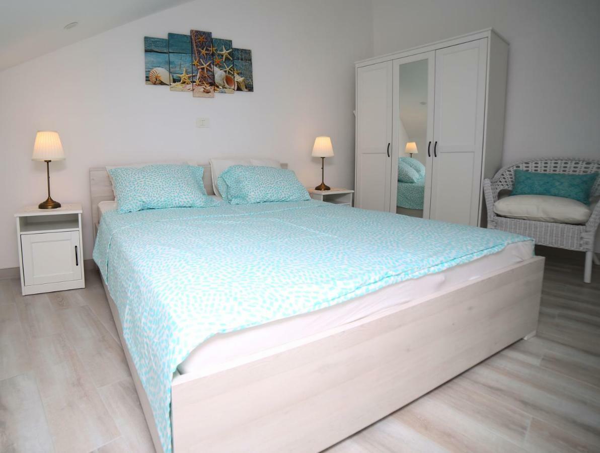 Sweet Suite With Free Private Parking Pula Ngoại thất bức ảnh