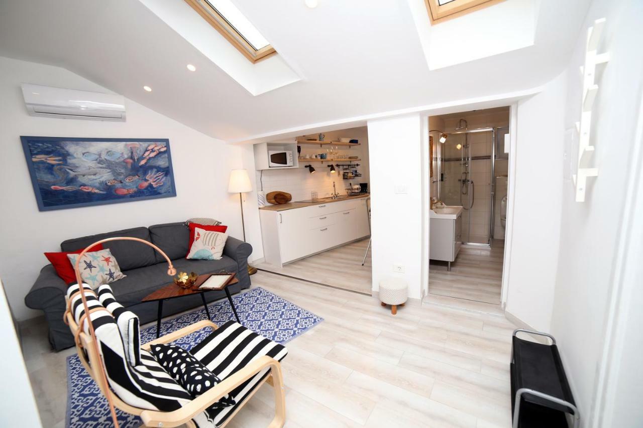 Sweet Suite With Free Private Parking Pula Ngoại thất bức ảnh