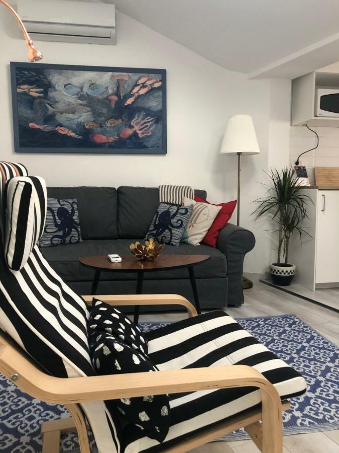 Sweet Suite With Free Private Parking Pula Ngoại thất bức ảnh